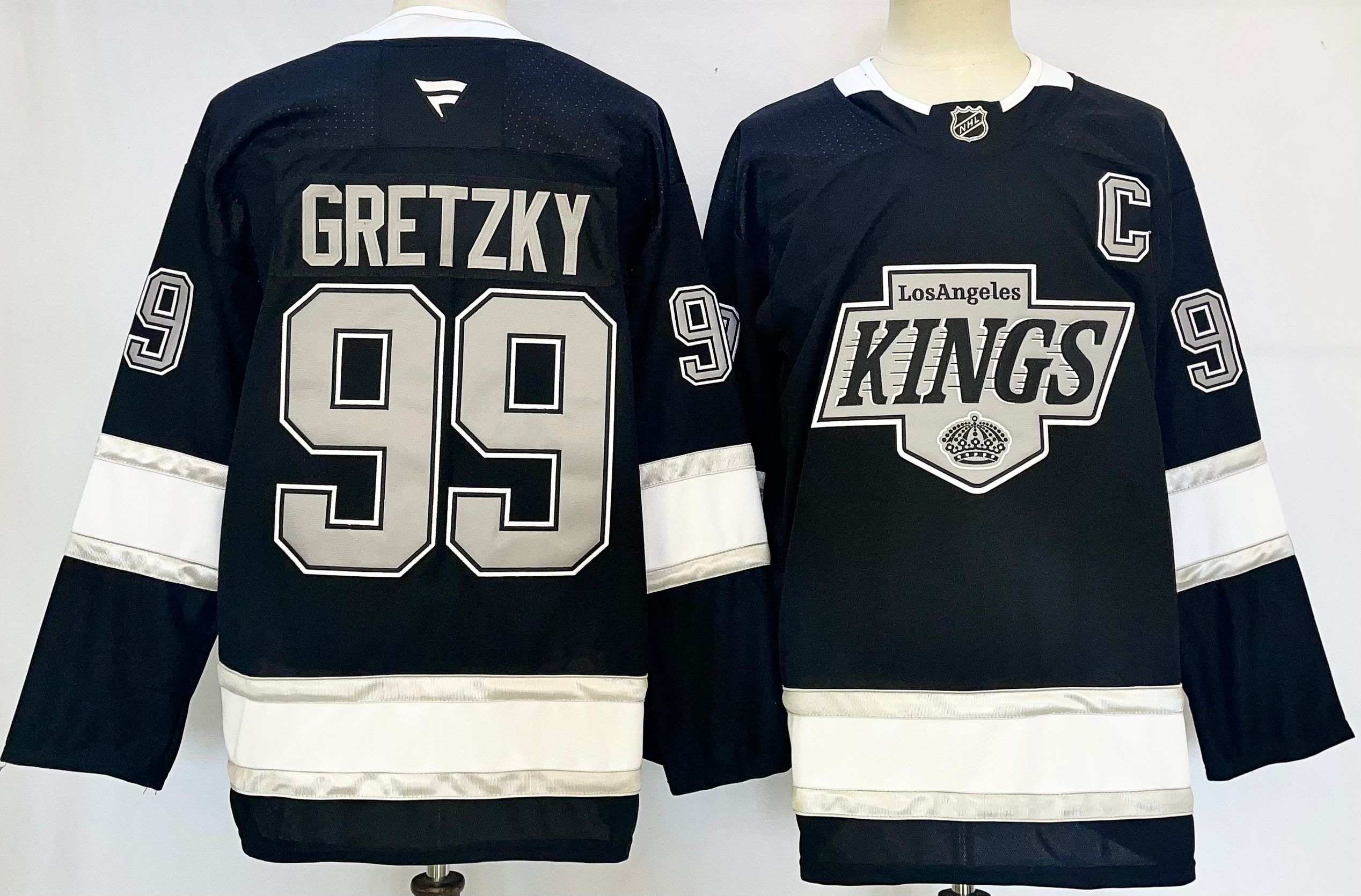 Men Los Angeles Kings #99 Gretzky Black 2025 Home Premier Player NHL Jersey